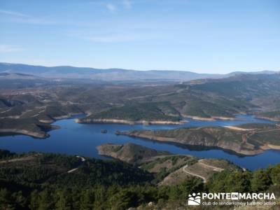 Embalse de el Atazar- Senda Genaro GR300 - senderismo el atazar; vacaciones senderismo; puente de ma